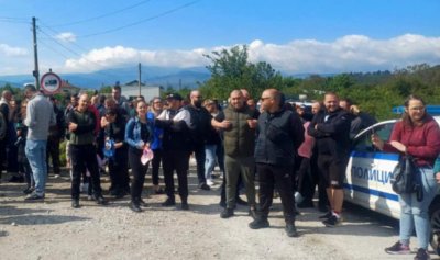 Протест в Скравена след нападението над мъж