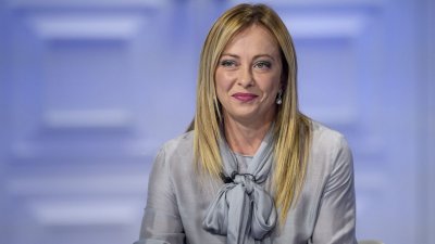Джорджа Мелони разговаря с папа Лъв ХІV