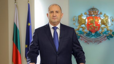 Радев върна Закона за енергията от възобновяеми източници