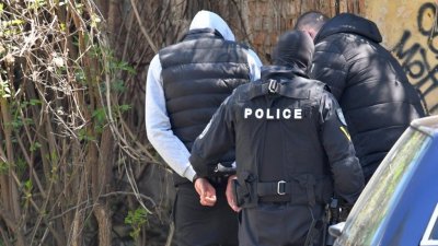 Строителна измама: Осъдиха четирима, изнудвали десетки във Варненско