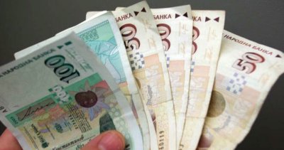 Мъж открадна 10 550 лв. от дома на пенсионер, пипнаха го