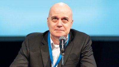 Без изненади: ИТН си преизбраха Слави за лидер