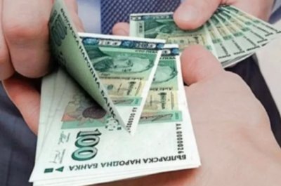 Българите затъват: Бум на бързите кредити и ръст на неможещите да ги обслужват