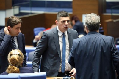 Мирчев и Божанов: Борисов ни подтиква към престъпление