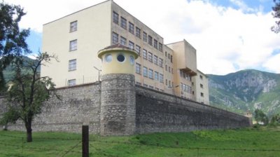 ШОКИРАЩО: Бой и изнасилване в затвора във Враца