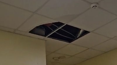 Рухна част от покрива на АГ отделение в Стара Загора