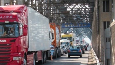 Едно главоболие по-малко за шофьорите: Приключи част от ремонта на "Дунав мост" при Русе