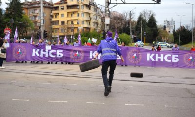 Граждански протест срещу КНСБ заради натиска за високи заплати на шофьорите 