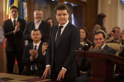 Новият румънски президент говори с Тръмп по телефона