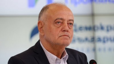 Атанасов: Председателят на ДАНС снабдява президента с информация