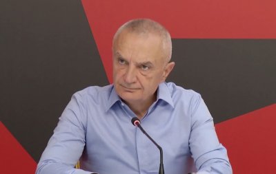 Бивш албански президент се сдоби с обвинения за корупция