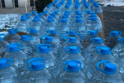 Перничани бедстват без вода, а шефът на ВиК отмаря в Полша