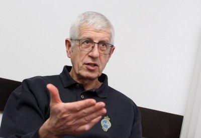 Румен Овчаров: Румен Радев не решава проблеми, той е част от проблемите