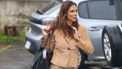 Секси съдийка провали делото за смъртта на Марадона