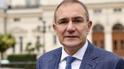 Гуцанов зарадва майките: Парите за втората година майчинство скачат