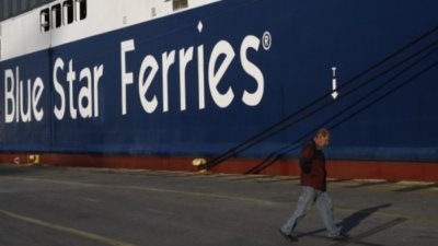 Стачка на моряците спира движението на фериботи от гръцки пристанища