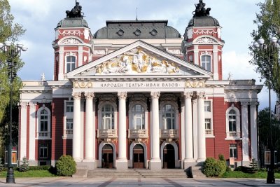 Народният театър: Ползват обществена поръчка, която се пуска години наред, за предизвикване на несъществуващи скандали