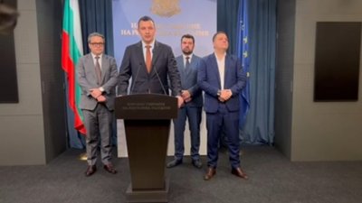 От БСП се борили да отложат доклада за Северна Македония