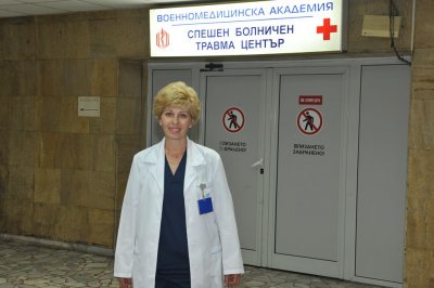 Главната медсестр на ВМА разкри: За 100 болници в София се обучават 180 специалисти