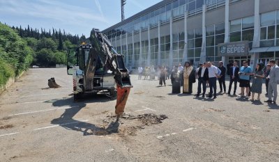 Стартира ремонт на стадион "Берое" 