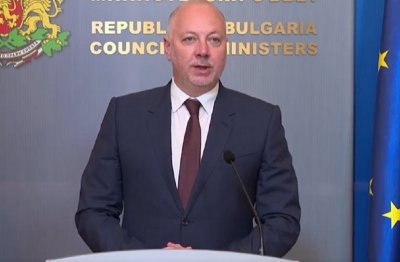 Желязков обеща пари, Теменужка - добри дни за България
