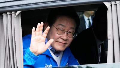 И Дже-мьон спечели президентските избори в Южна Корея