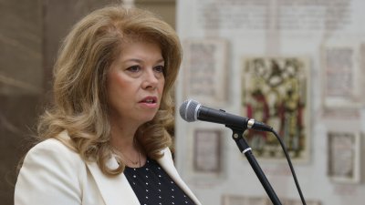 Илияна Йотова: Закъснели сме с разяснителната кампания