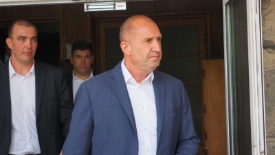Радев заминава за Казахстан и Узбекистан 