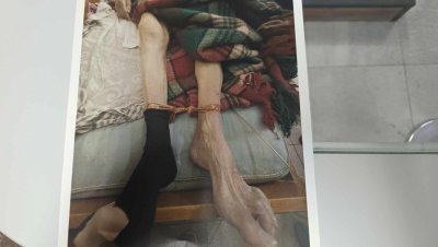 Разкритията за домовете на ужасите продължават: Тежко болни открити в локви кръв (СНИМКИ 18+)