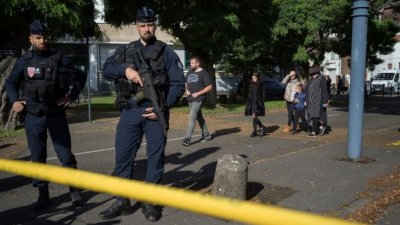 Код "специална бдителност": Франция засилва охраната на синагоги и еврейски общности
