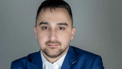 Спряха разследването срещу Тодор Батков-син за нерегистрирания мотокар