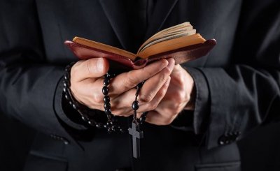 Социалните мрежи несъмнено са дело на дявола Напълно сме убедени