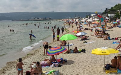 До 32 градуса днес, на места ще има валежи с гръмотевици
