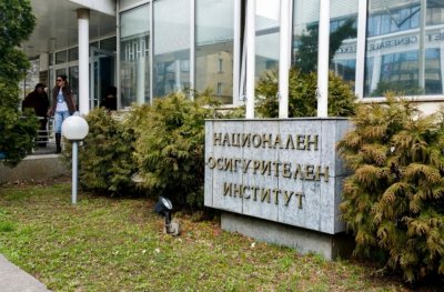 НОИ вади секирата за стажа на майките 