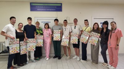 Зрелостници от Бургас дариха 10 000 лв. на неонатология в града