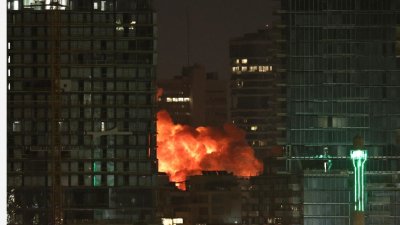 Иран ударил оперативен център на „Мосад“ в Тел Авив