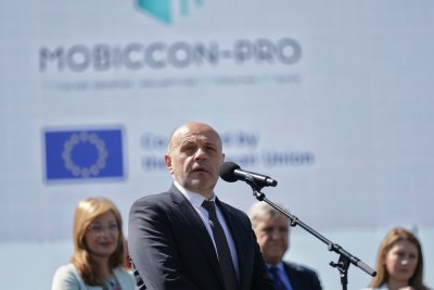 Томислав Дончев: Страховете от еврото ще бъдат преодолени през март догодина