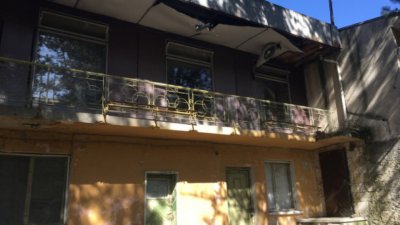 Продават любим хотел от времето на соца на цената на боксониера