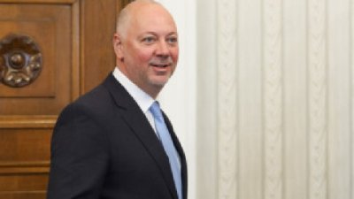 Рокада на върха! Нов човек до Росен Желязков