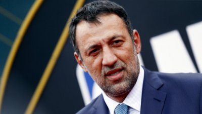 Легендата Владе Дивац катастрофира