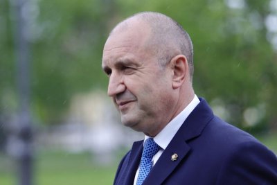 Радев върна топката на Борисов: Твърдението му е цинично и невярно 