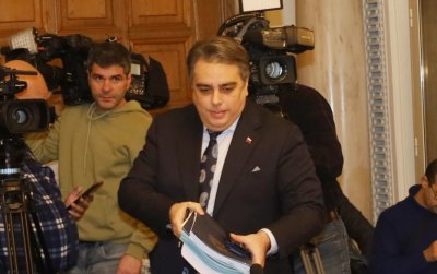 Асен Василев: Работата на НАП е да събира данъци, не да гледа цените 