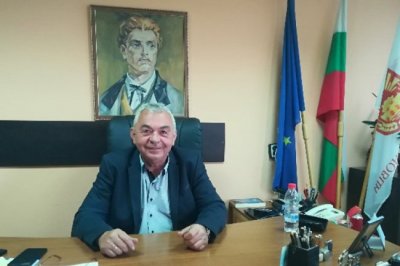 Връщат на работа отстранения кмет на Бойчиновци