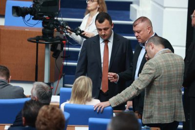 Депутатите приеха нови правила за чужденците у нас