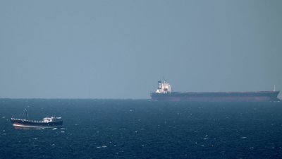 ЕС: Затваряне на Ормузкия проток от Иран би било изключително опасно