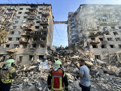 Украйна обяви Ден на траур за загиналите при атаката в Киев