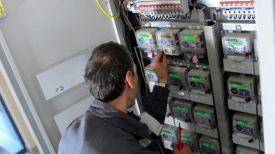 ВАЖНО: Нови правила за електромерите, засягат всички