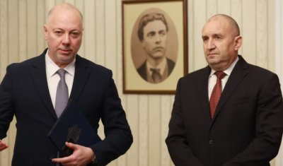 Желязков "избута" Радев за срещата на върха на НАТО в Хага 
