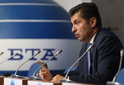 Кирил още не е внесъл оставката в деловодството на парламента