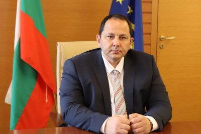 До 10 август изплащат помощите за замръзналите овошки